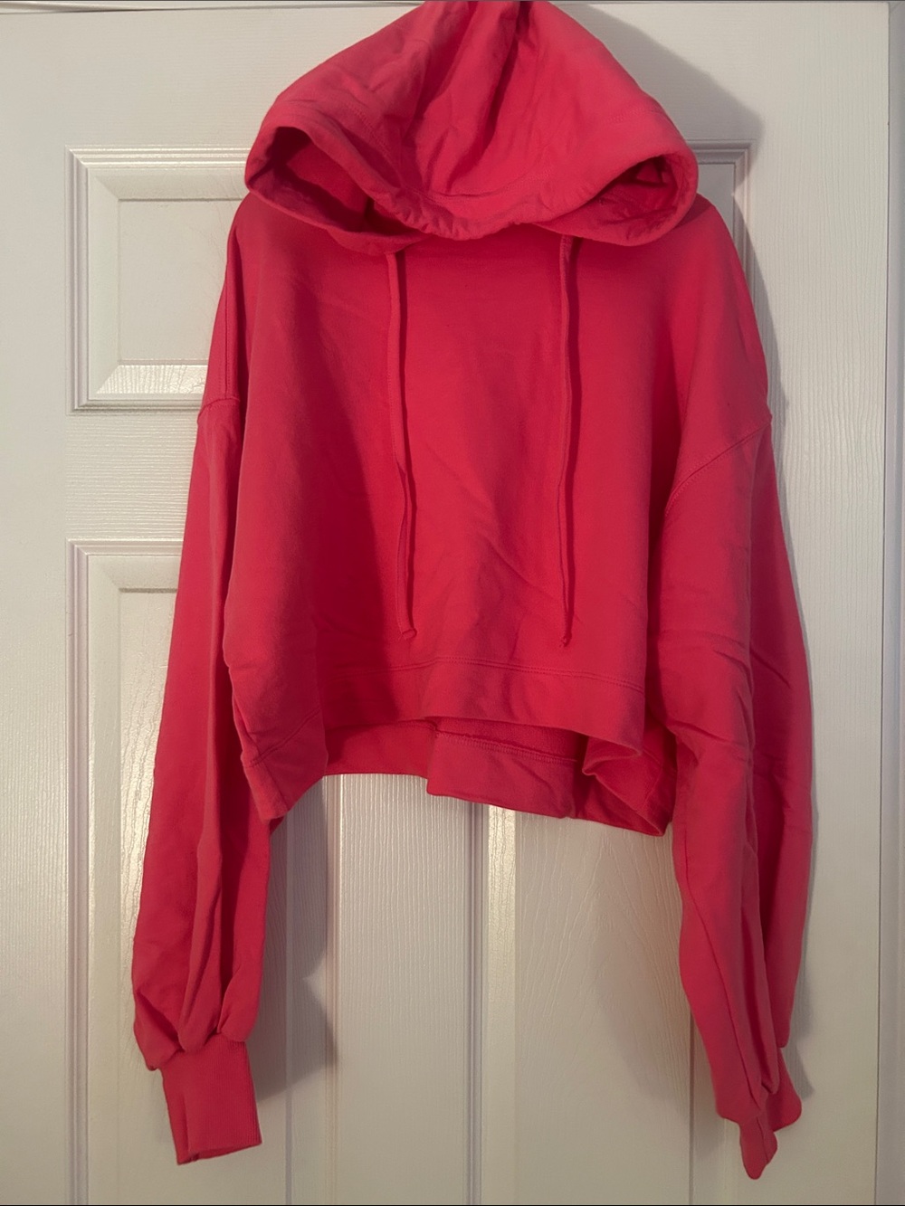 Cropped Pink Hooded Sweatshirt - Casual Everyday Pullover